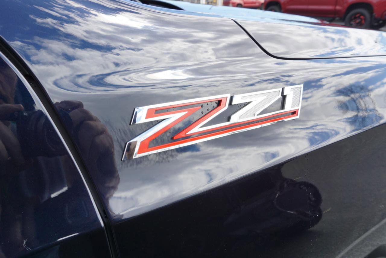 Used 2022 Chevrolet Tahoe Z71 w/ Z71 Off-Road Package AWD/4WD image 3