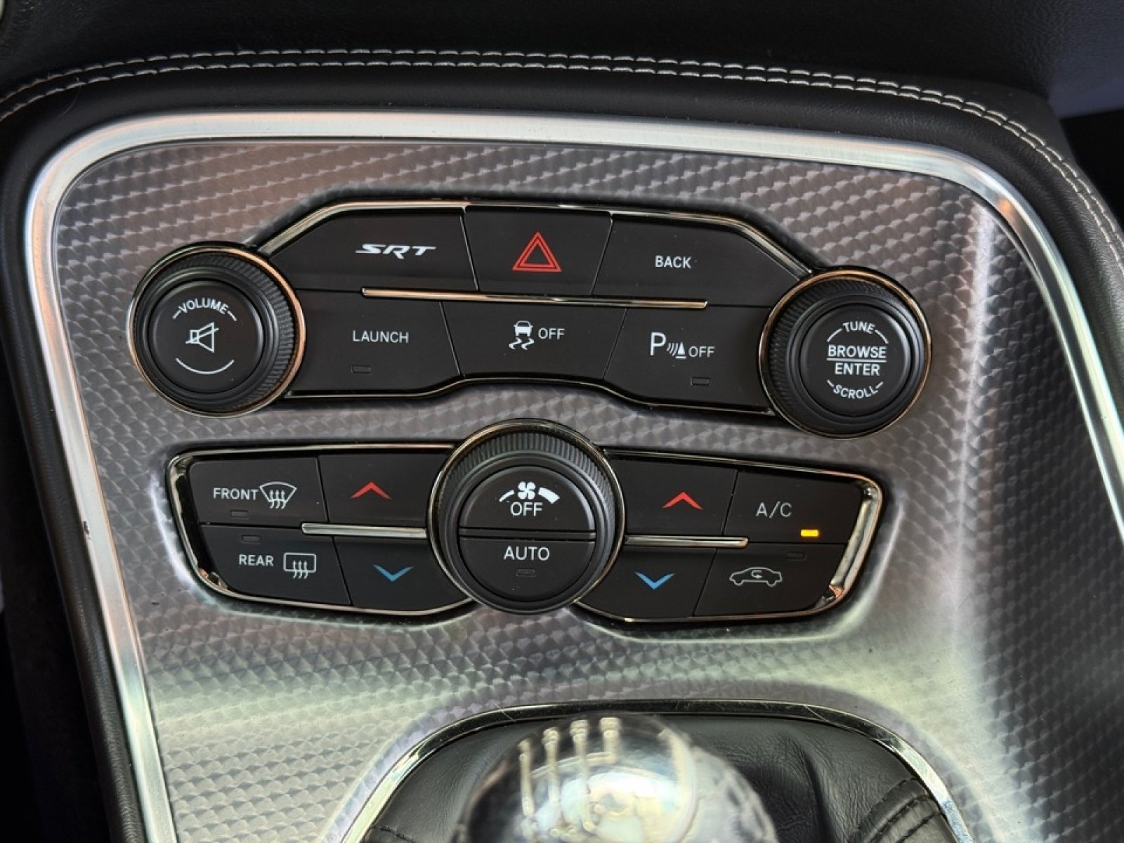Used 2016 Dodge Challenger SRT Hellcat RWD image 18