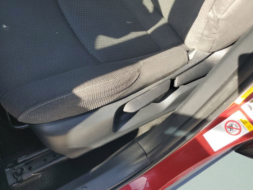Used 2018 Toyota C-HR XLE image 19