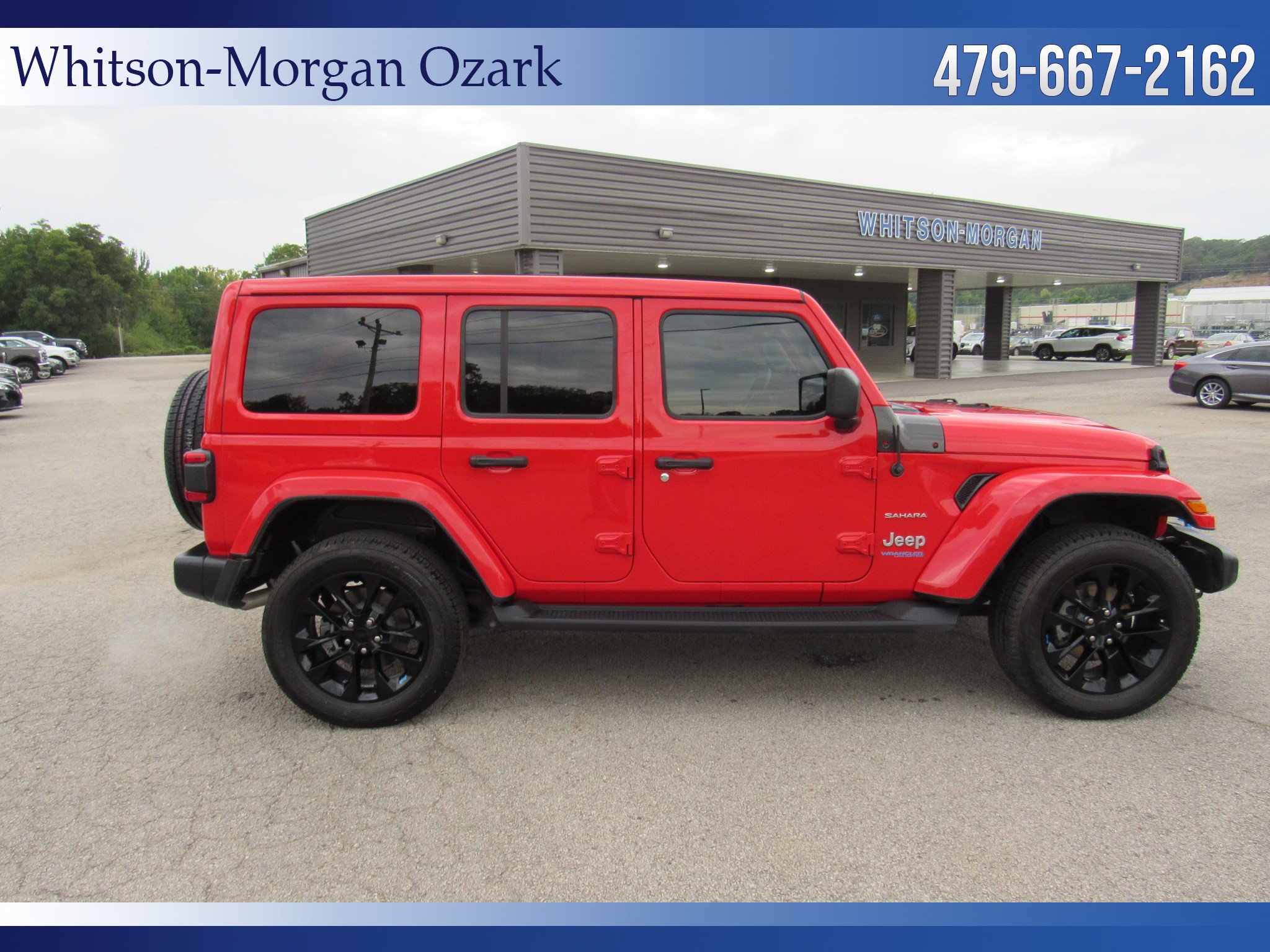 Used 2022 Jeep Wrangler Unlimited Sahara w/ Cold Weather Group AWD/4WD image 18
