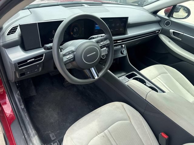 Used 2025 Hyundai Sonata SEL FWD image 22