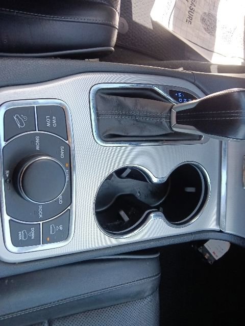 Used 2020 Jeep Grand Cherokee Summit AWD/4WD image 26