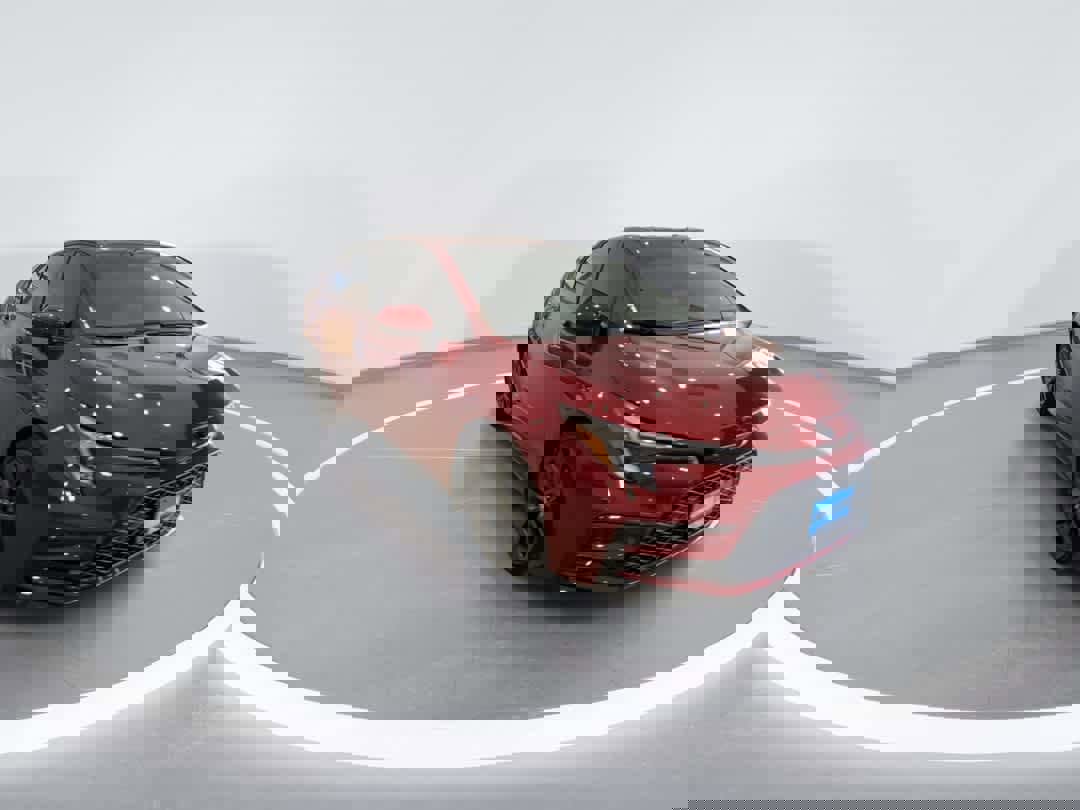 Used 2025 Toyota Corolla SE image 2