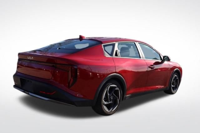 Used 2025 Kia K4 EX image 10