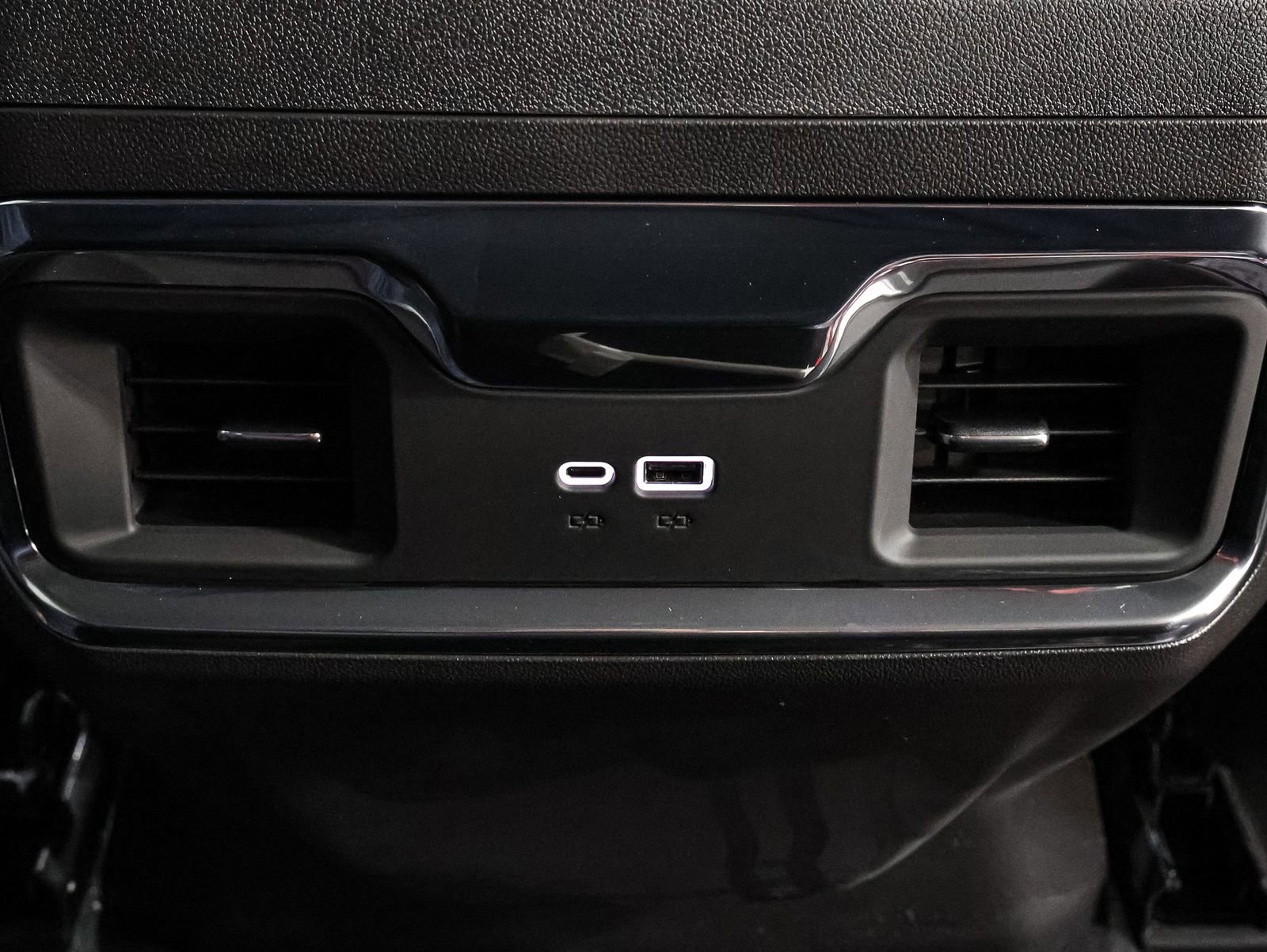 New 2026 GMC Sierra 1500 Elevation w/ Preferred Package image 26