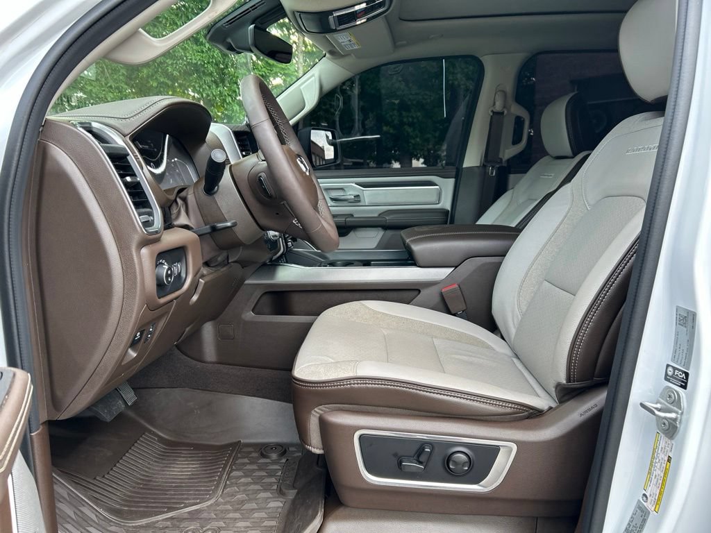 Used 2026 RAM 1500 Laramie AWD/4WD image 15