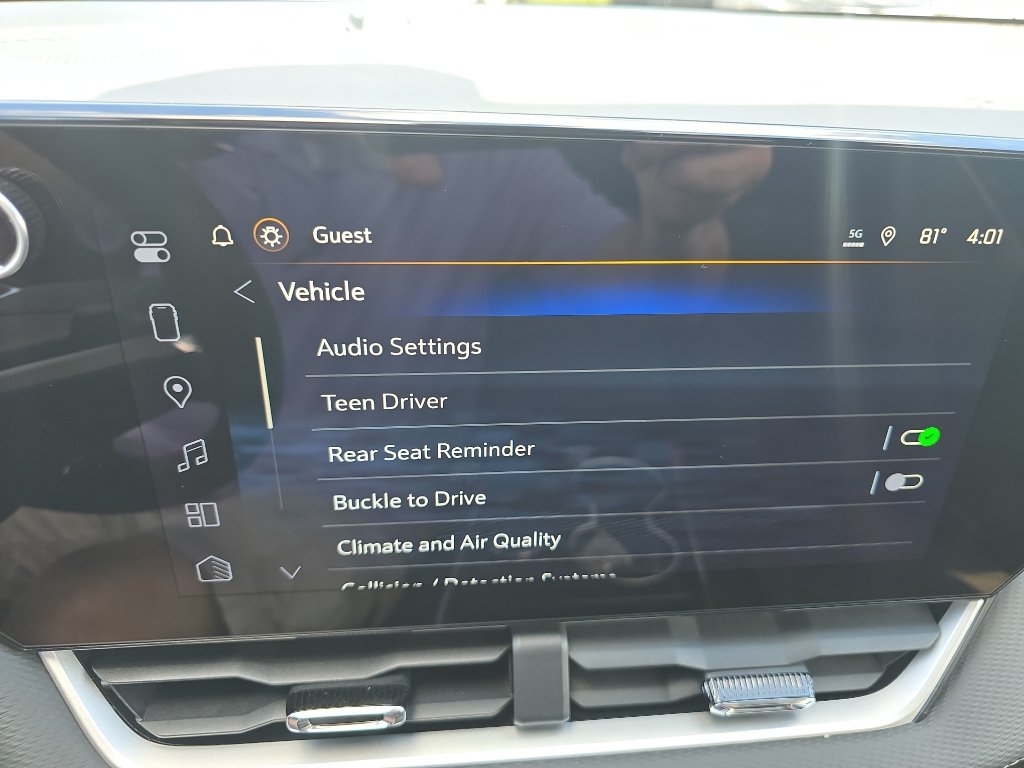New 2026 Chevrolet Equinox LT w/ Safety and Technology Package FWD image 24