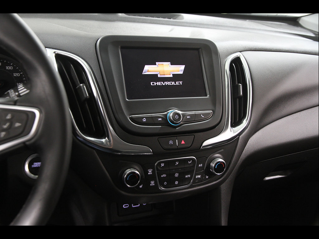 Used 2024 Chevrolet Equinox LT AWD/4WD image 9