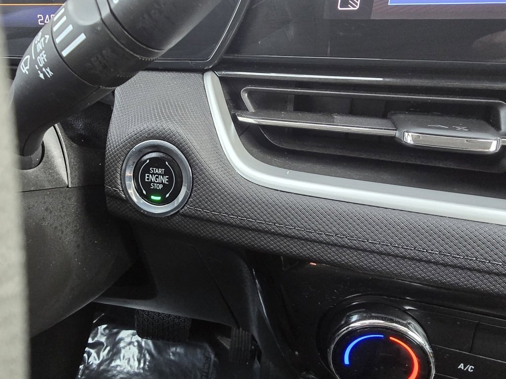 Used 2024 Chevrolet TrailBlazer LT w/ Driver Confidence Package image 23