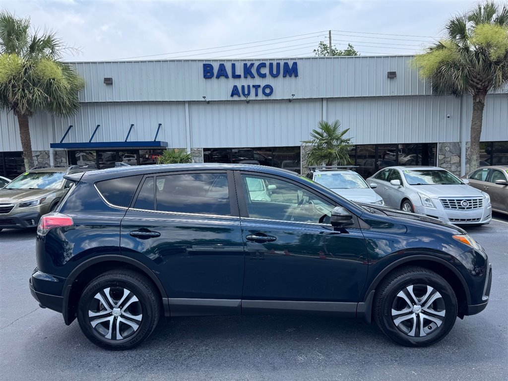 Used 2018 Toyota RAV4 LE w/ All Weather Liner Package