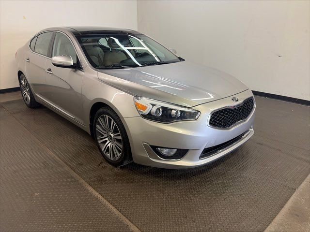 Used 2014 Kia Cadenza Premium w/ Luxury Package