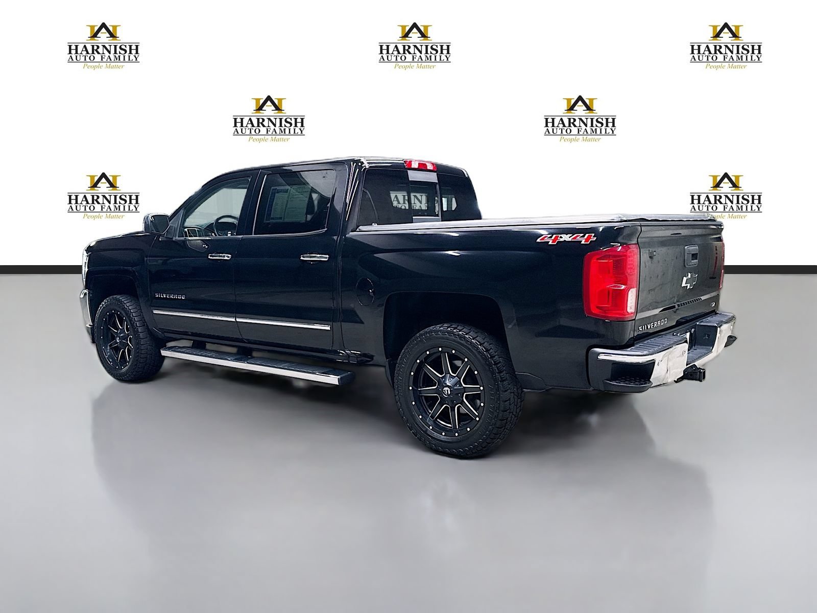 Used 2016 Chevrolet Silverado 1500 LTZ w/ LTZ Plus Package AWD/4WD image 9