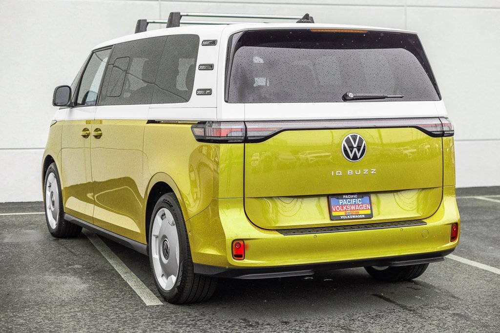 New 2025 Volkswagen ID. Buzz 1st Edition image 4