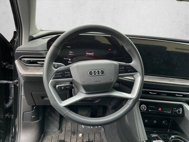 Certified 2025 Audi Q5 Premium w/ Convenience Package image 11