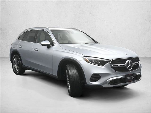 Certified 2026 Mercedes-Benz GLC 300 4MATIC image 4