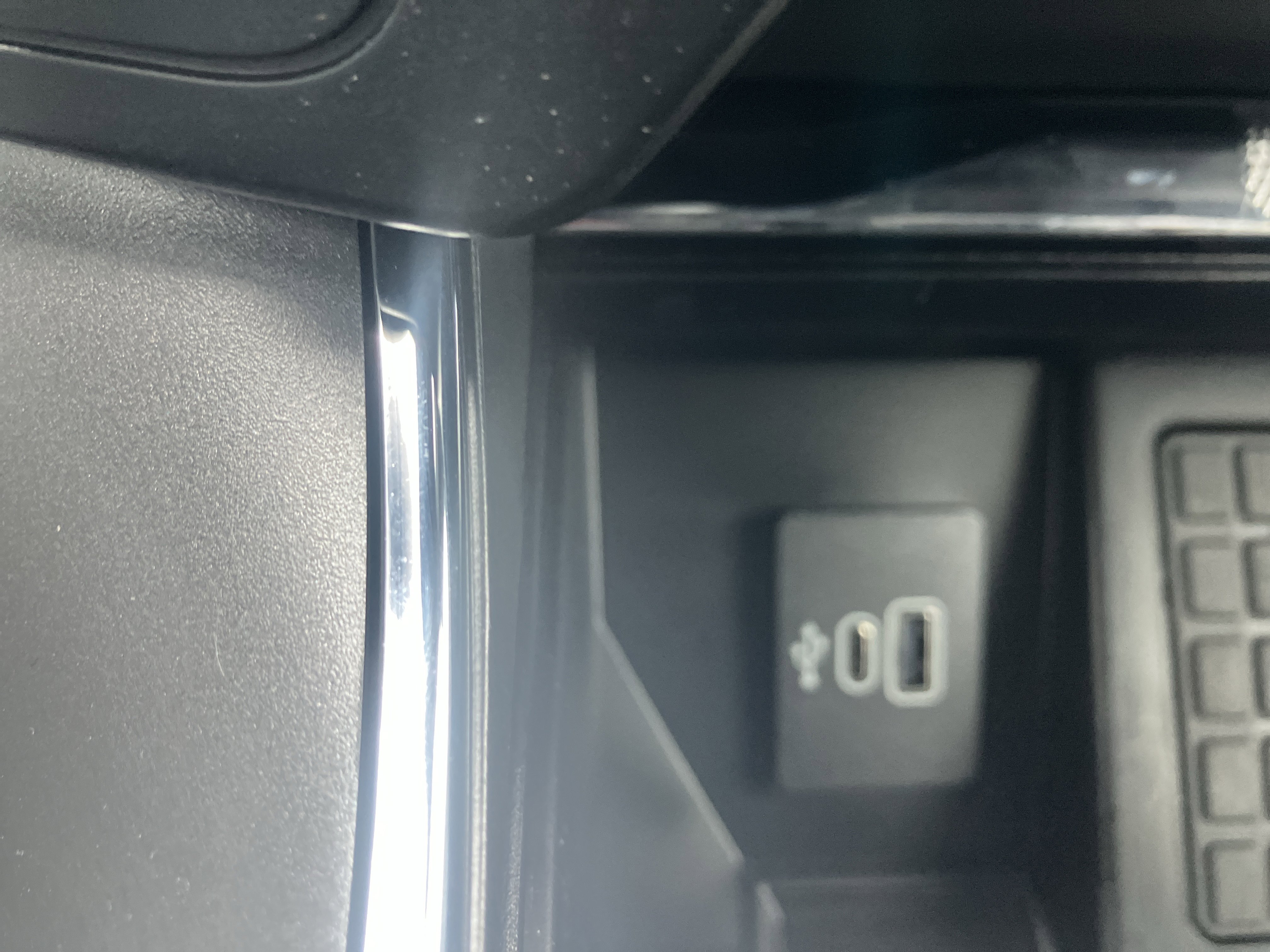 Certified 2025 Ford F150 Lariat w/ Equipment Group 501A Mid image 29