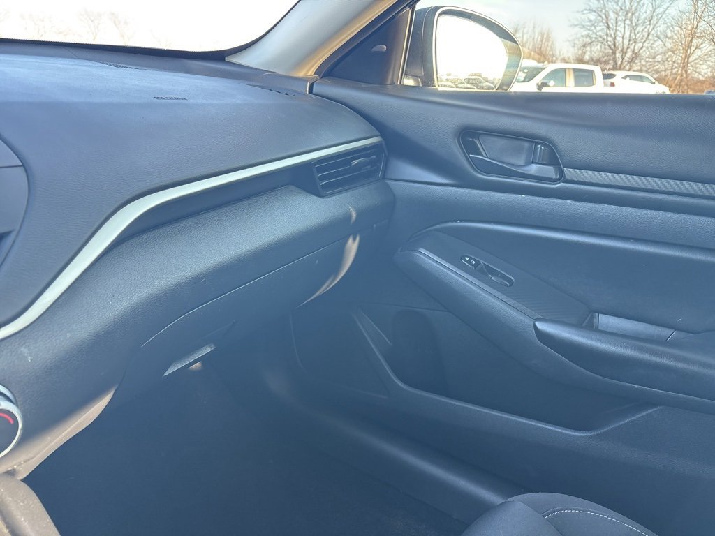 Used 2024 Nissan Altima 2.5 S image 17