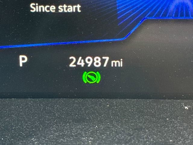 Used 2023 Volkswagen Jetta SE image 25