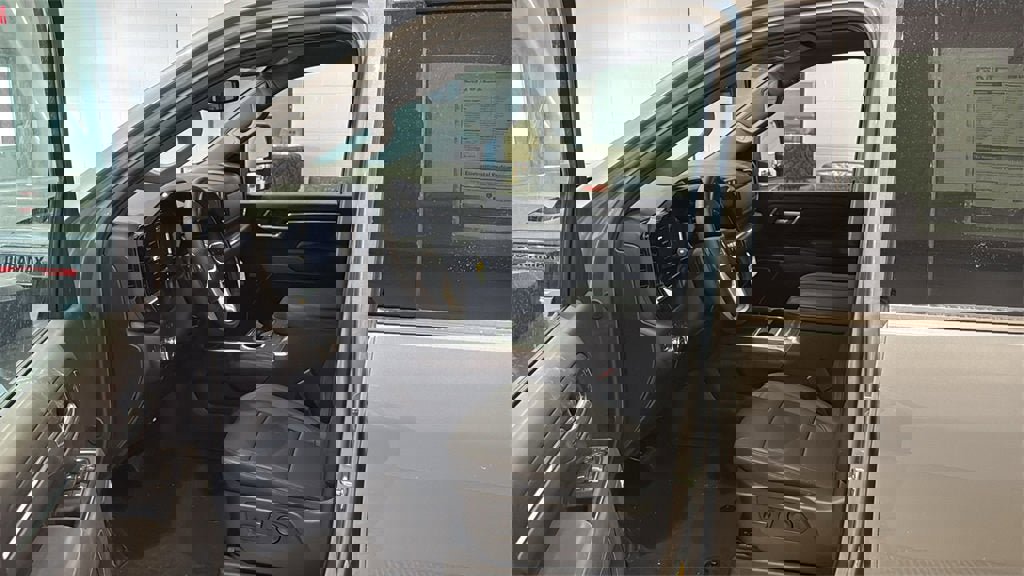 New 2026 GMC Sierra 3500 SLT w/ SLT Premium Package image 22