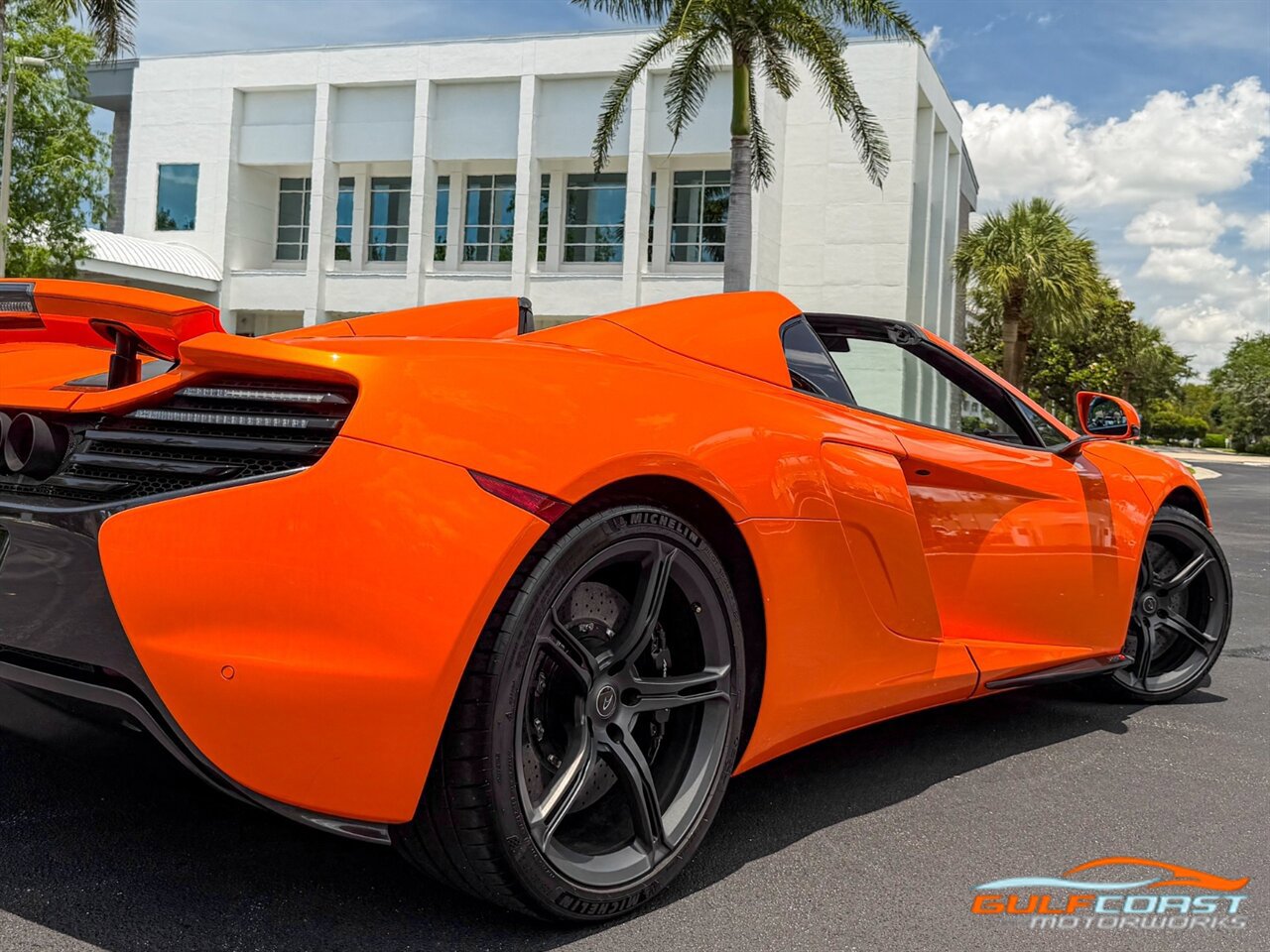 Used 2015 McLaren 650S Spider RWD image 54