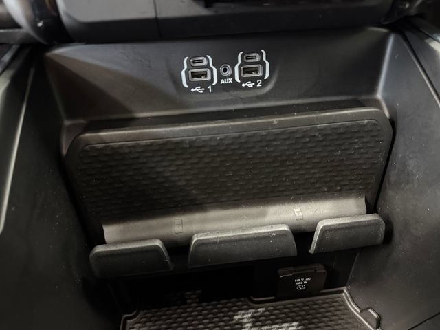 Used 2023 RAM 1500 Laramie AWD/4WD image 19