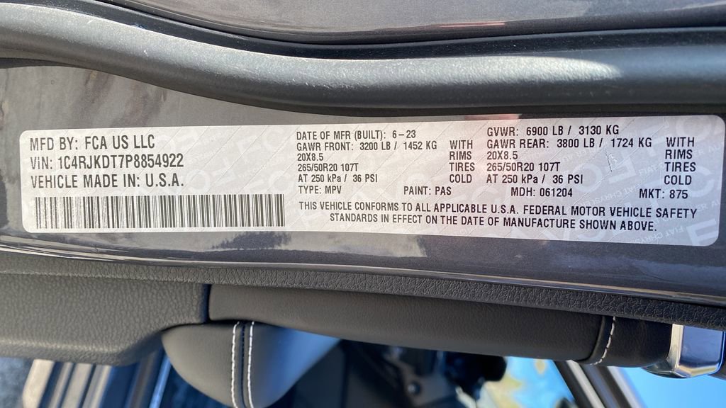 Used 2023 Jeep Grand Cherokee L Overland image 29