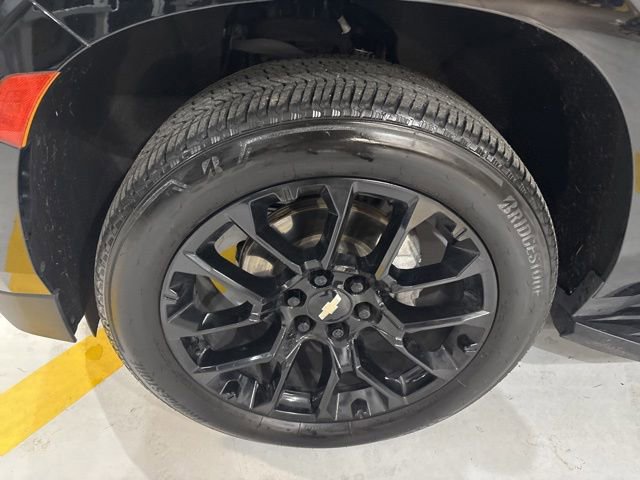 Used 2022 Chevrolet Tahoe LT w/ Luxury Package AWD/4WD image 40