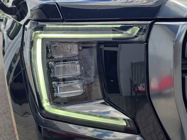Certified 2021 GMC Yukon XL AT4 AWD/4WD image 10