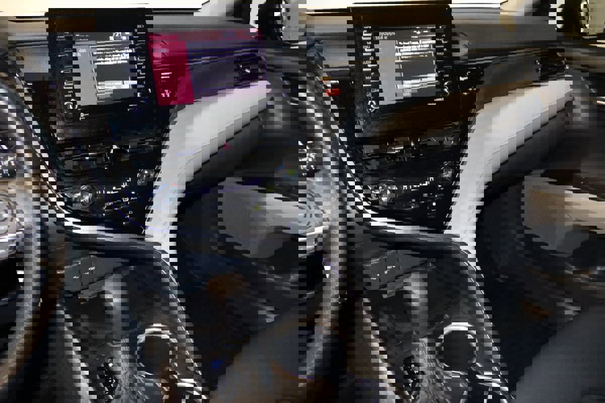 Used 2023 Toyota Camry LE image 45