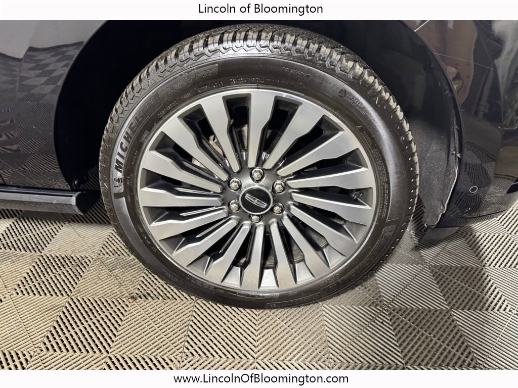 Used 2019 Lincoln Navigator L Reserve image 12