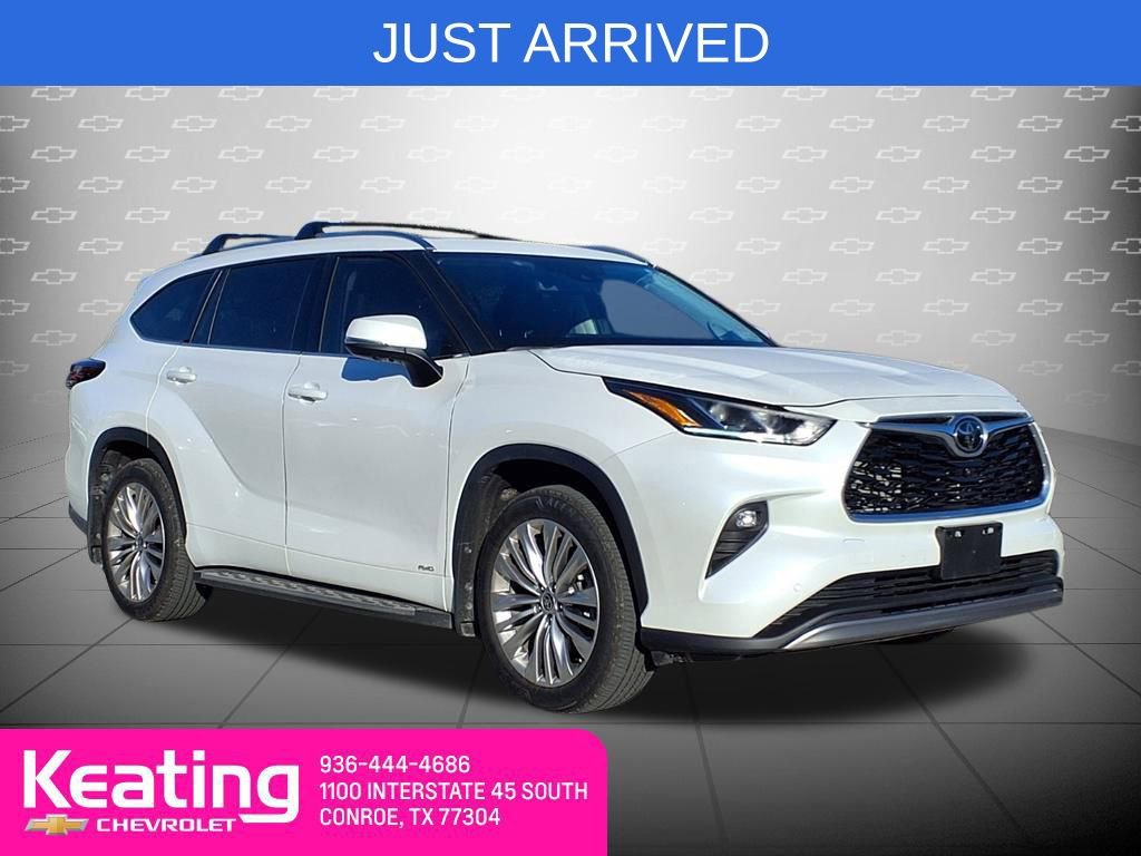 Used 2025 Toyota Highlander Platinum image 1