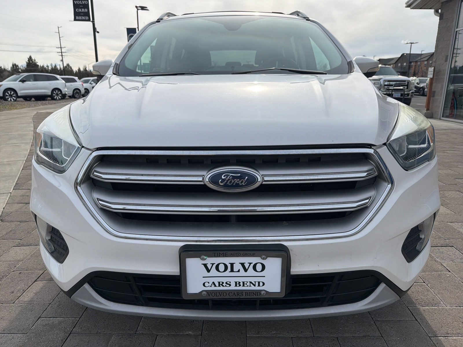 Used 2017 Ford Escape Titanium image 5