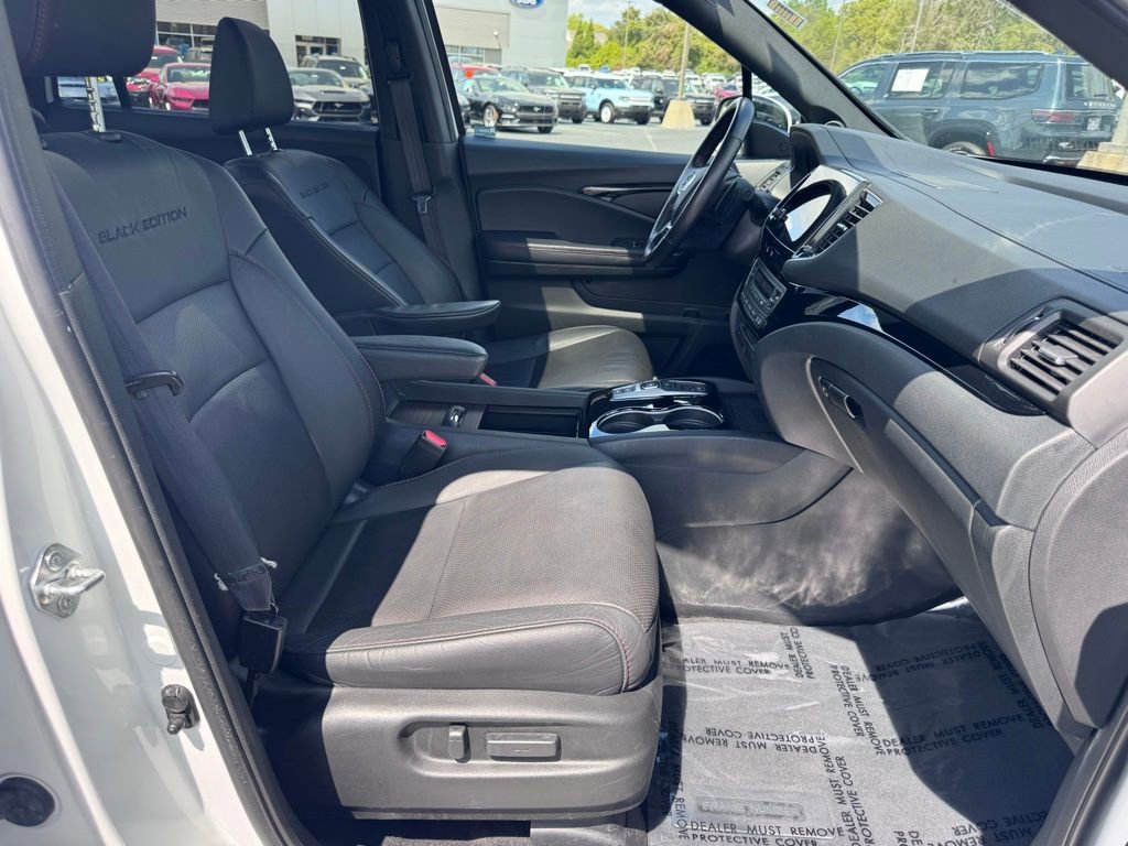 Used 2022 Honda Pilot Black Edition image 26
