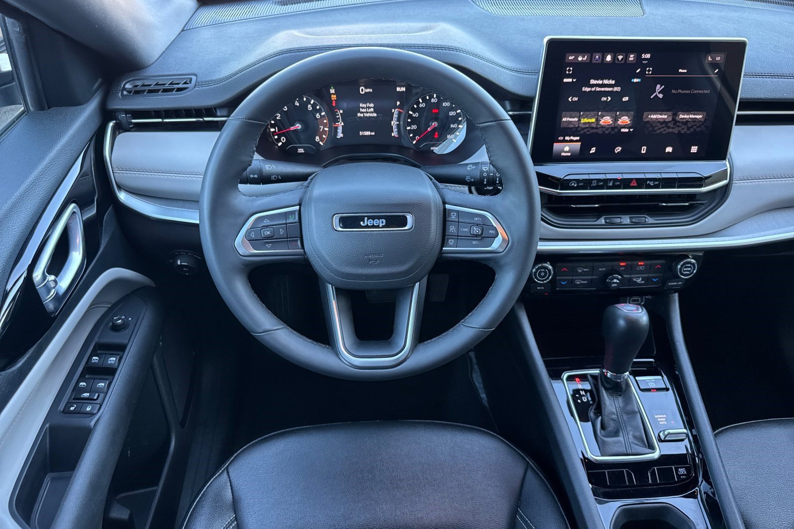 Used 2025 Jeep Compass Limited AWD/4WD image 29