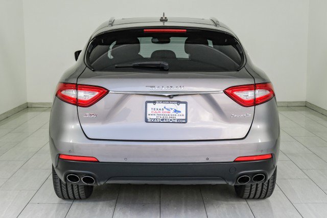 Used 2017 Maserati Levante S image 6