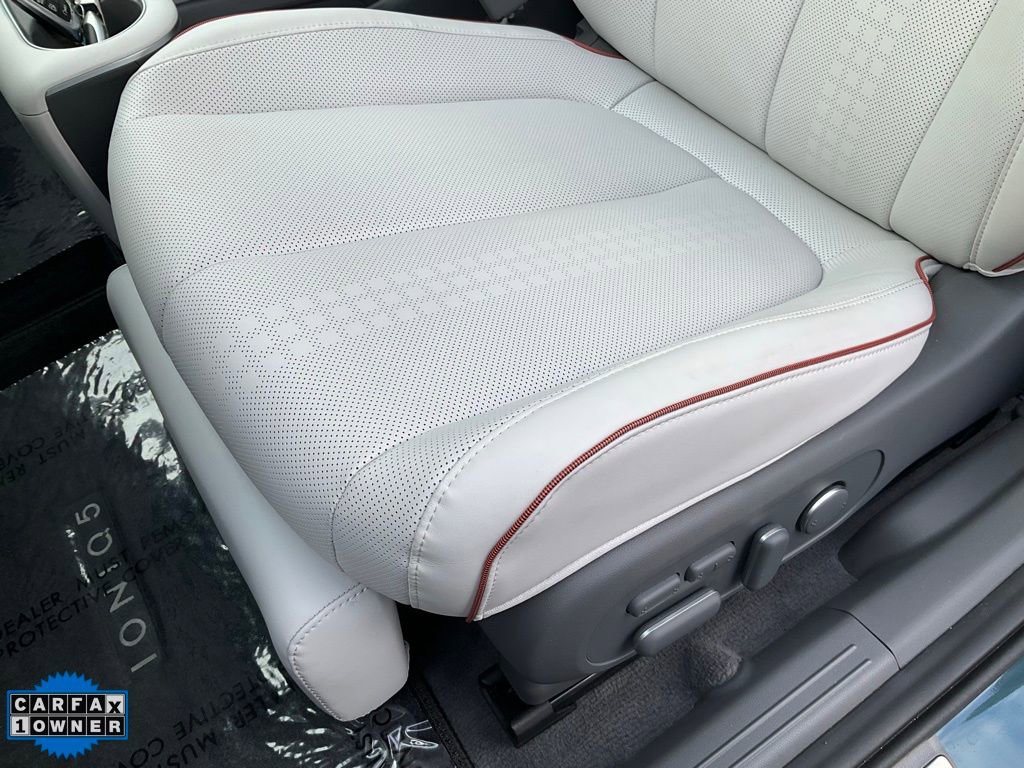 Used 2024 Hyundai Ioniq 5 Limited image 18