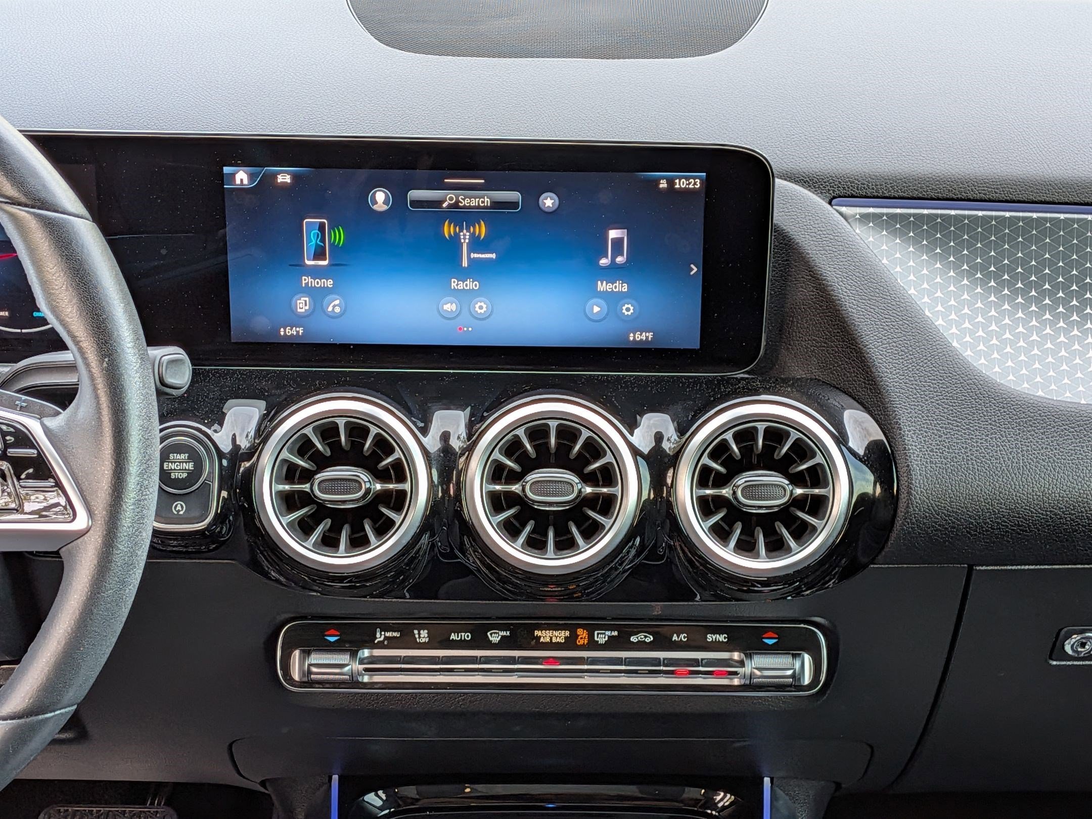 Certified 2024 Mercedes-Benz GLA 250 image 30