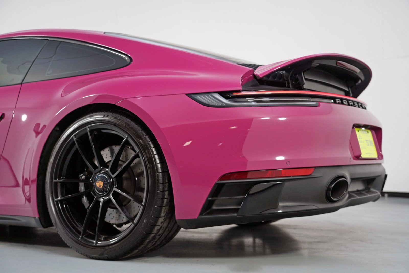 Used 2024 Porsche 911 Carrera GTS w/ Premium Package image 56