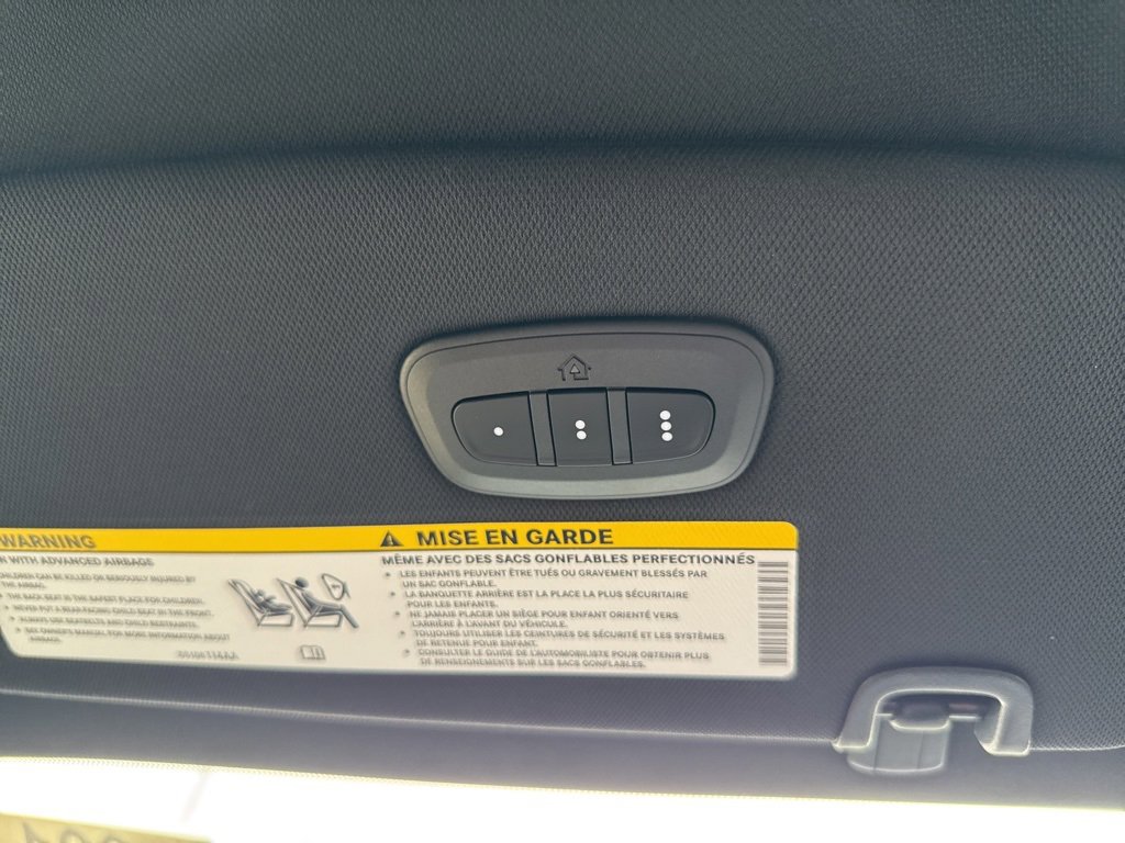 New 2026 Chrysler Pacifica Select image 54