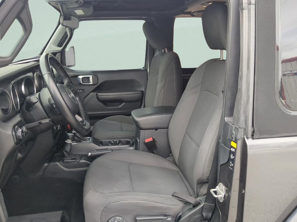 Used 2021 Jeep Wrangler Sport S image 12