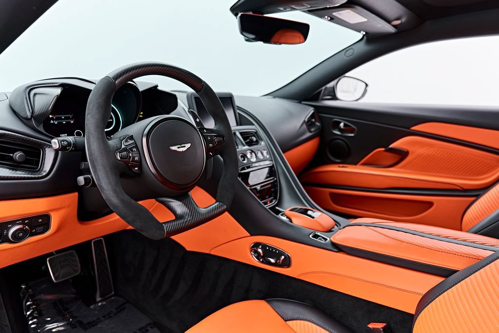 Used 2023 Aston Martin DBS Coupe RWD image 2