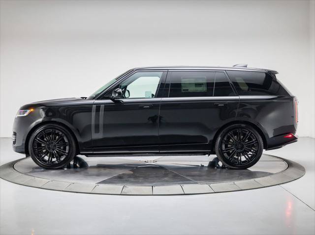 New 2026 Land Rover Range Rover Long Wheelbase SE AWD/4WD image 2