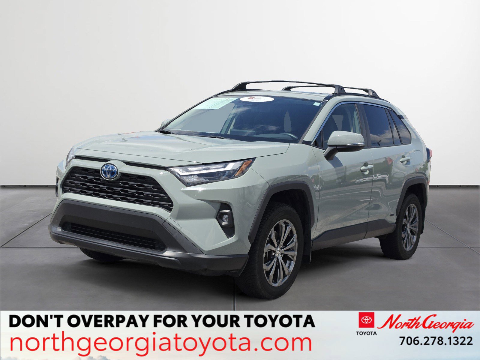Used 2022 Toyota RAV4 XLE Premium AWD/4WD image 1