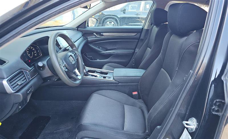 Used 2022 Honda Accord LX image 7
