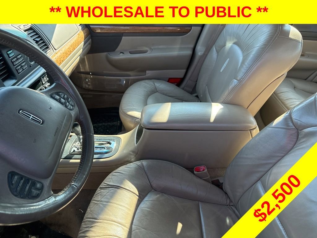 Used 2002 Lincoln Continental image 5
