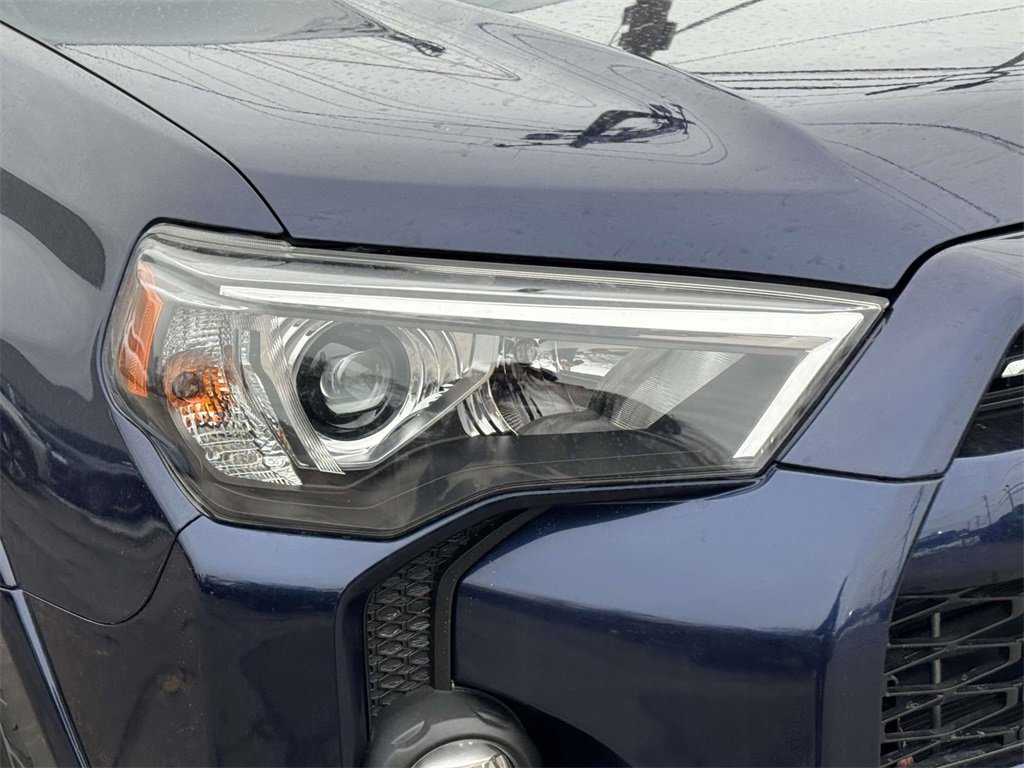 Used 2023 Toyota 4Runner SR5 Premium w/ Moonroof Package image 7