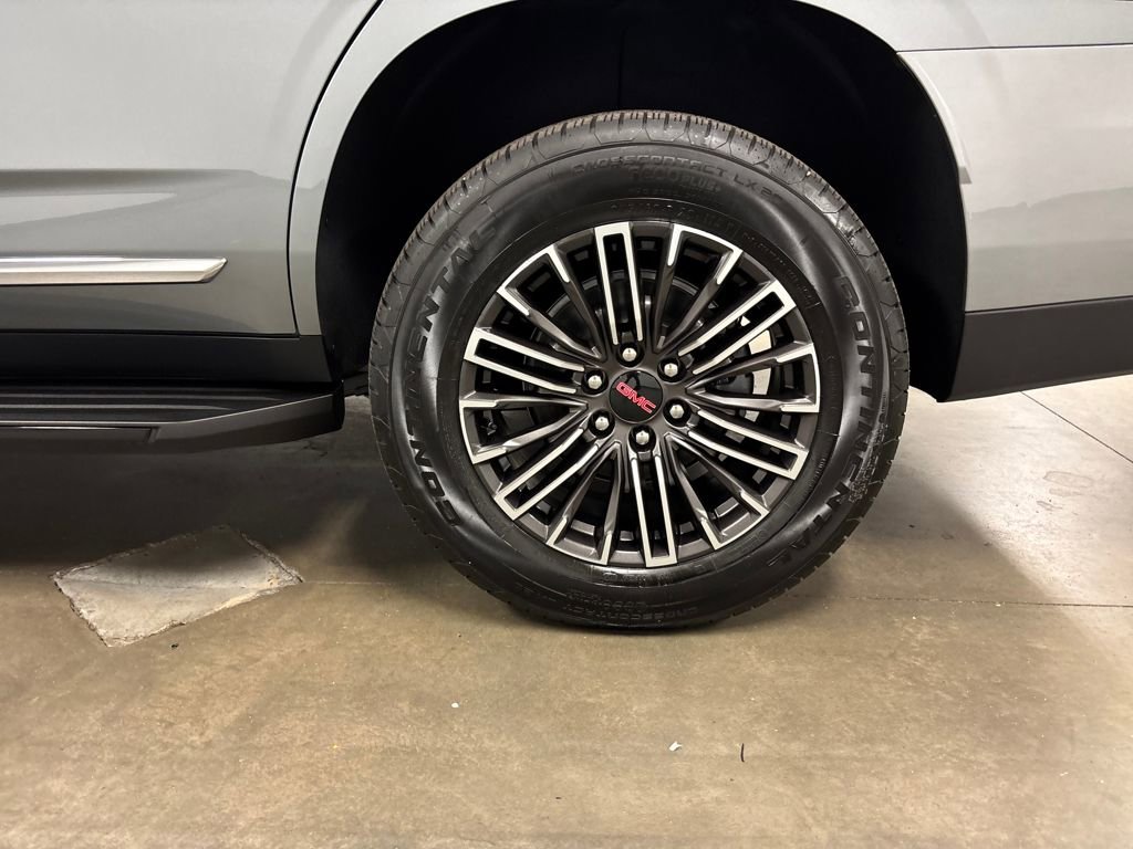 New 2026 GMC Yukon Elevation w/ LPO, Floor Liner Package image 13