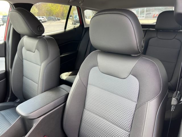 New 2026 Chevrolet Trax LT w/ Driver Confidence Package FWD image 9
