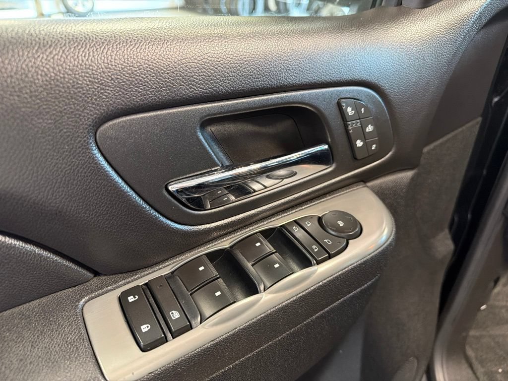 Used 2011 Chevrolet Suburban LT AWD/4WD image 20