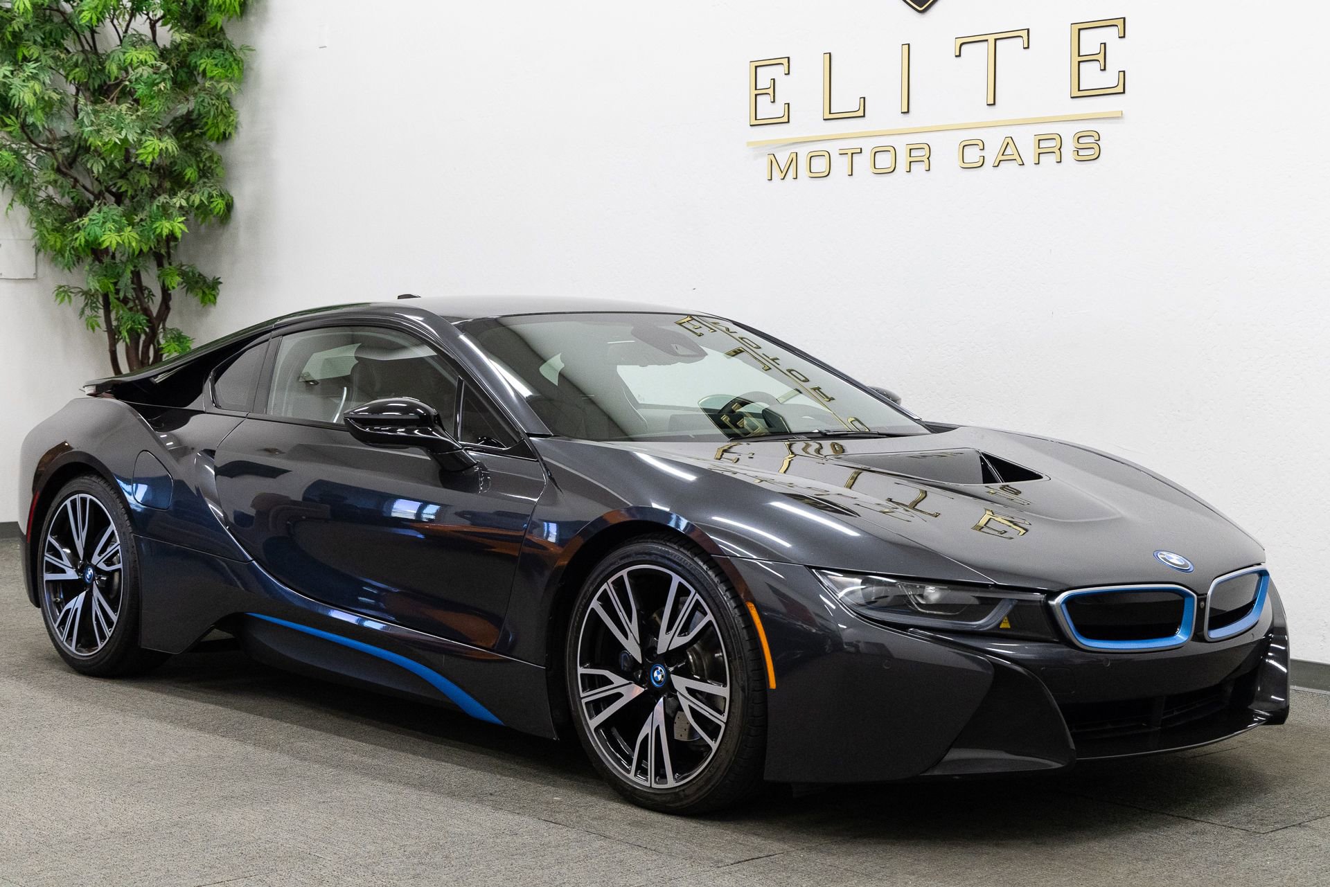 Used 2016 BMW i8 AWD/4WD image 8
